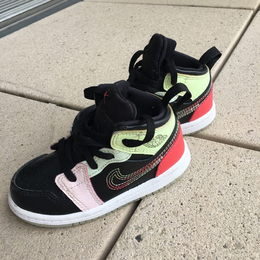 Air Jordan Glow in the Dark 7c